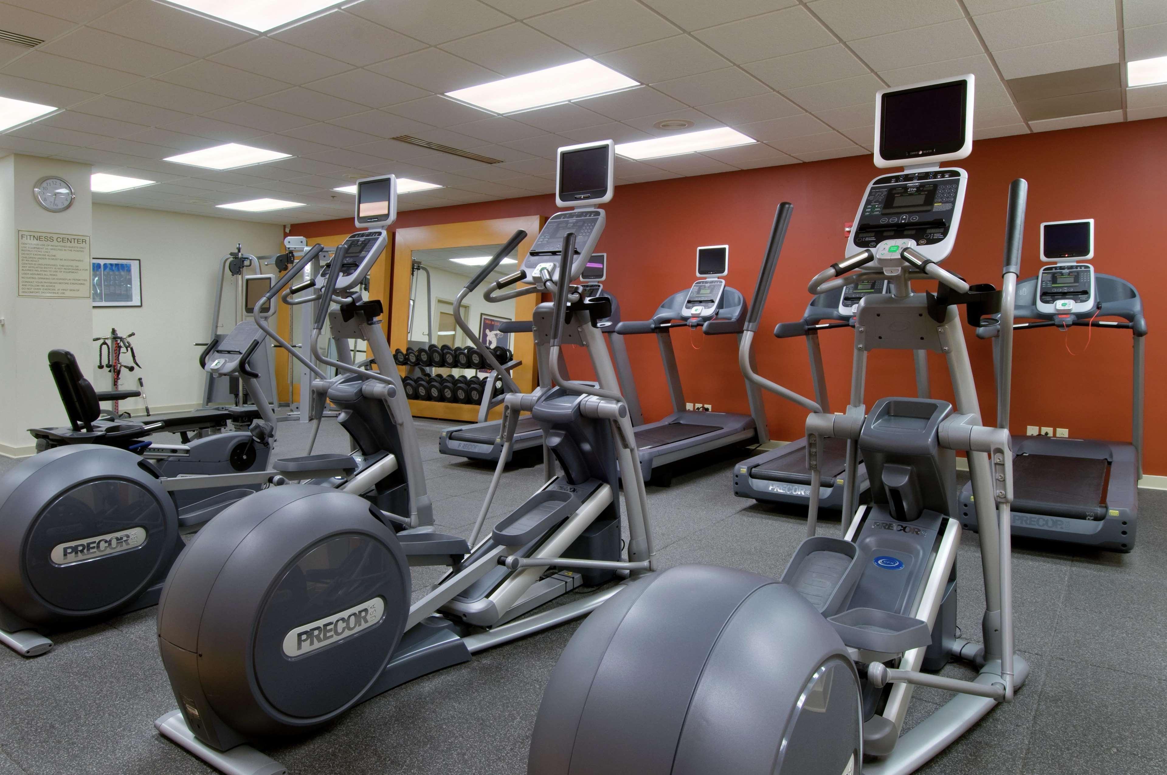 Hilton Indianapolis Hotel & Suites Екстер'єр фото
