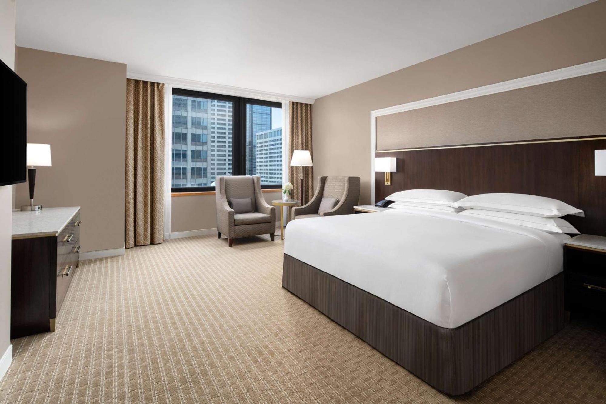 Hilton Indianapolis Hotel & Suites Екстер'єр фото