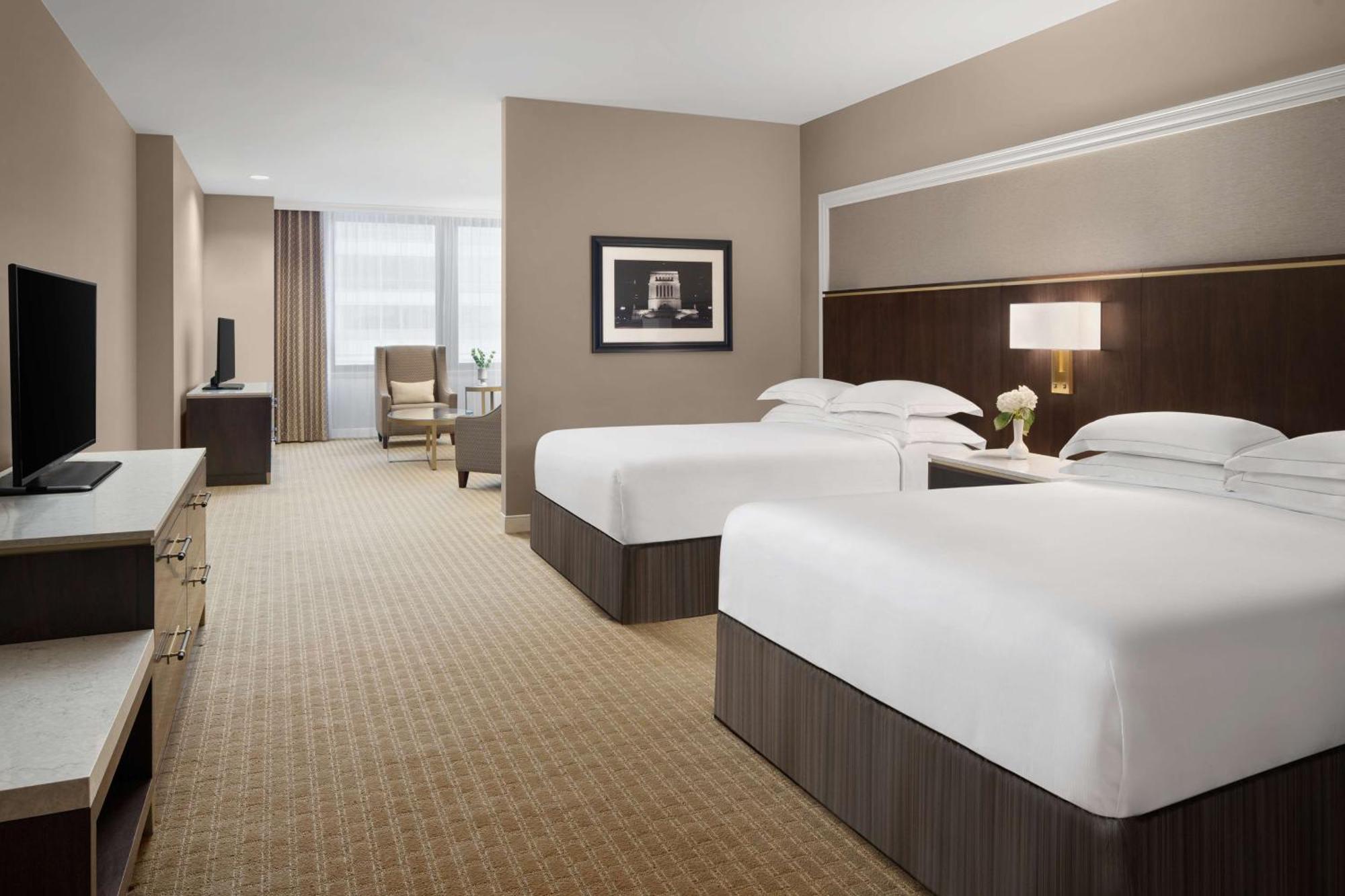 Hilton Indianapolis Hotel & Suites Екстер'єр фото
