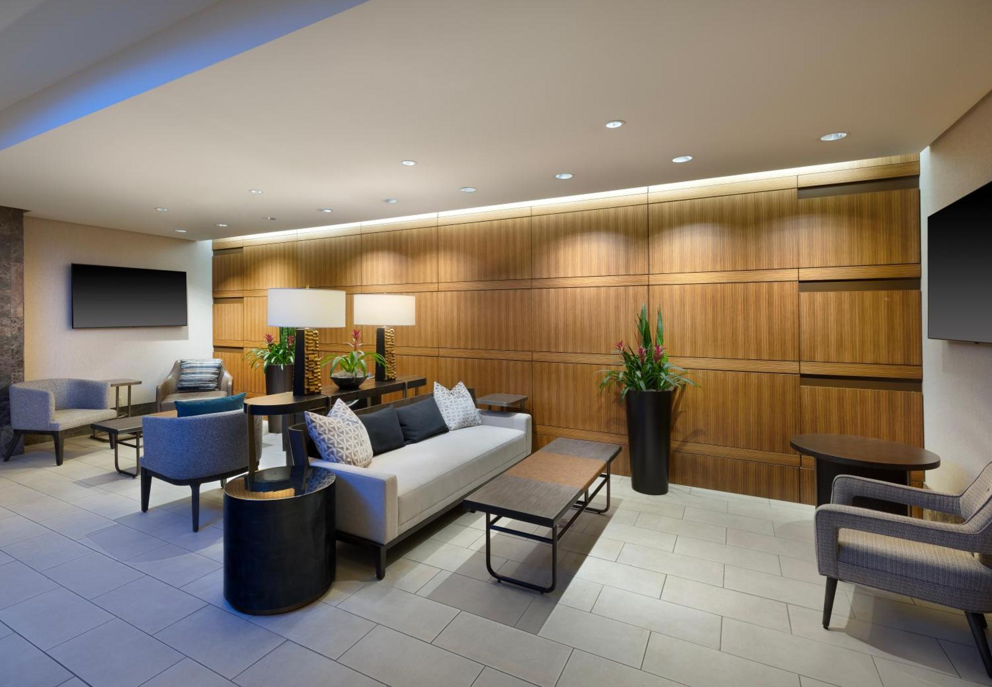 Hilton Indianapolis Hotel & Suites Екстер'єр фото